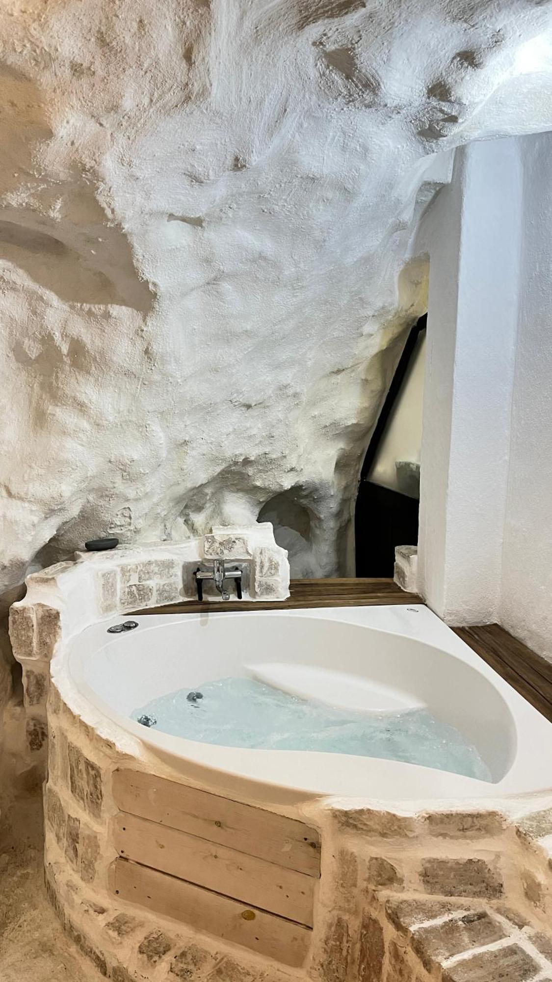 Cave House Apartment *